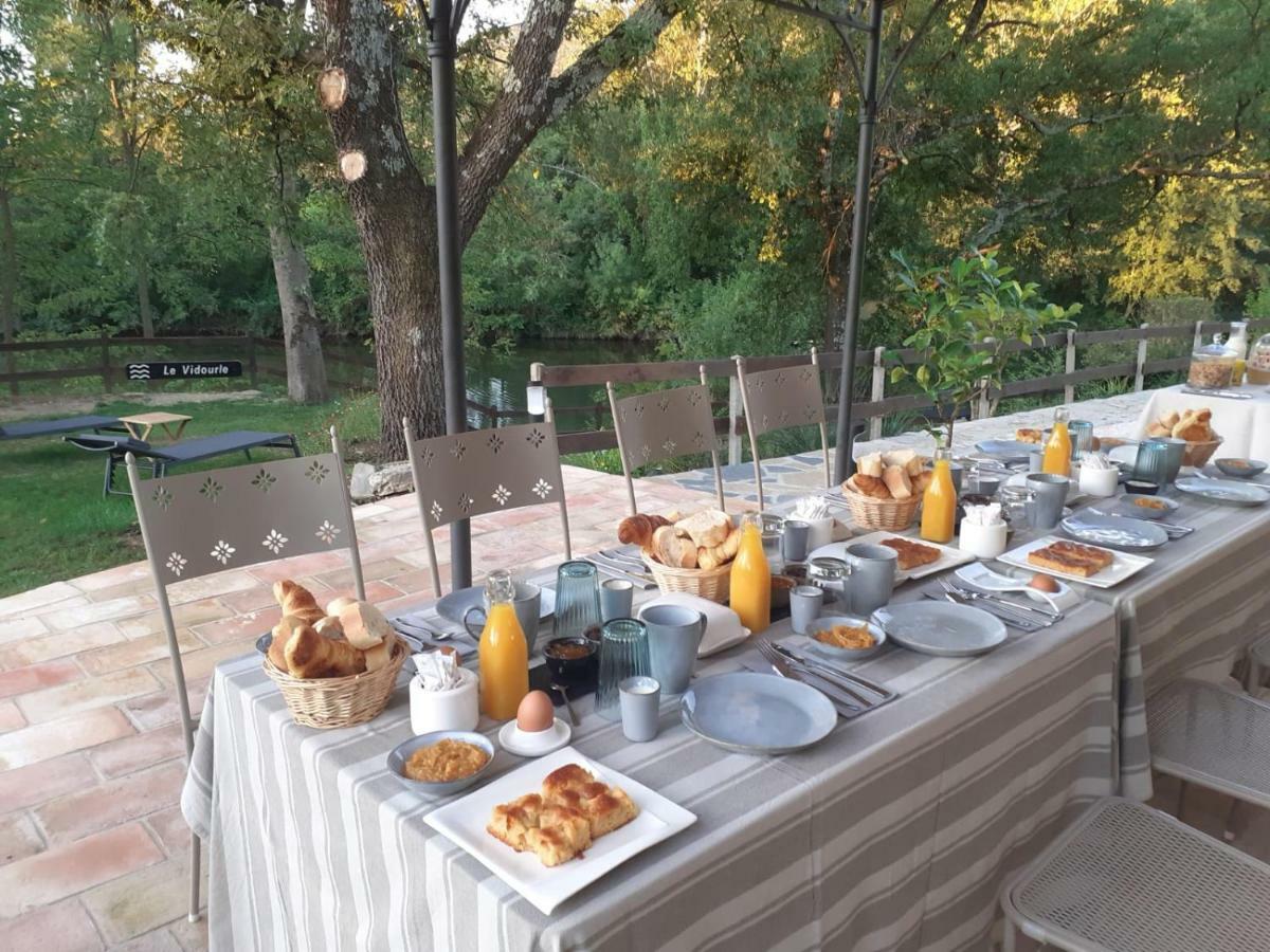 La Magnanerie D'Hotes ,Le Jardin Secret Sauve Buitenkant foto